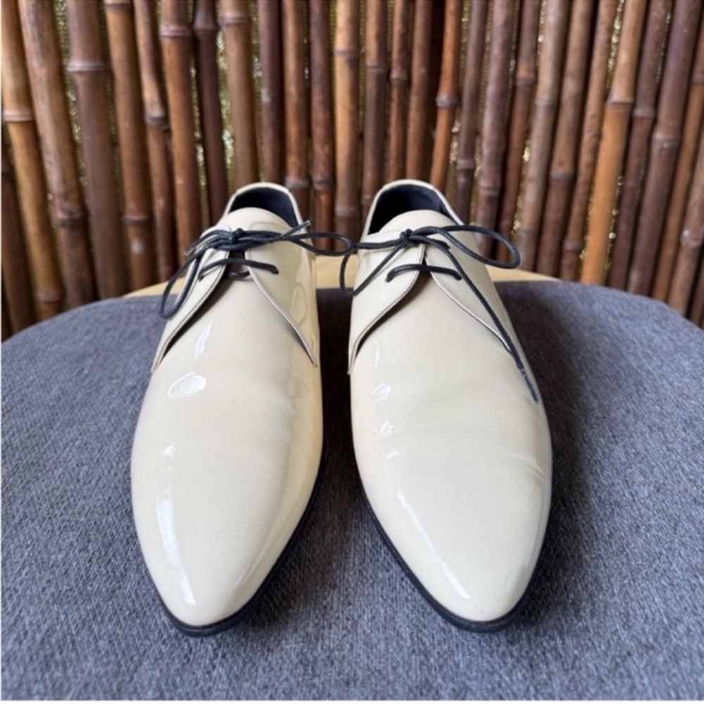SAINT LAURENT patent leather lace up shoes - Picture 2 of 10
